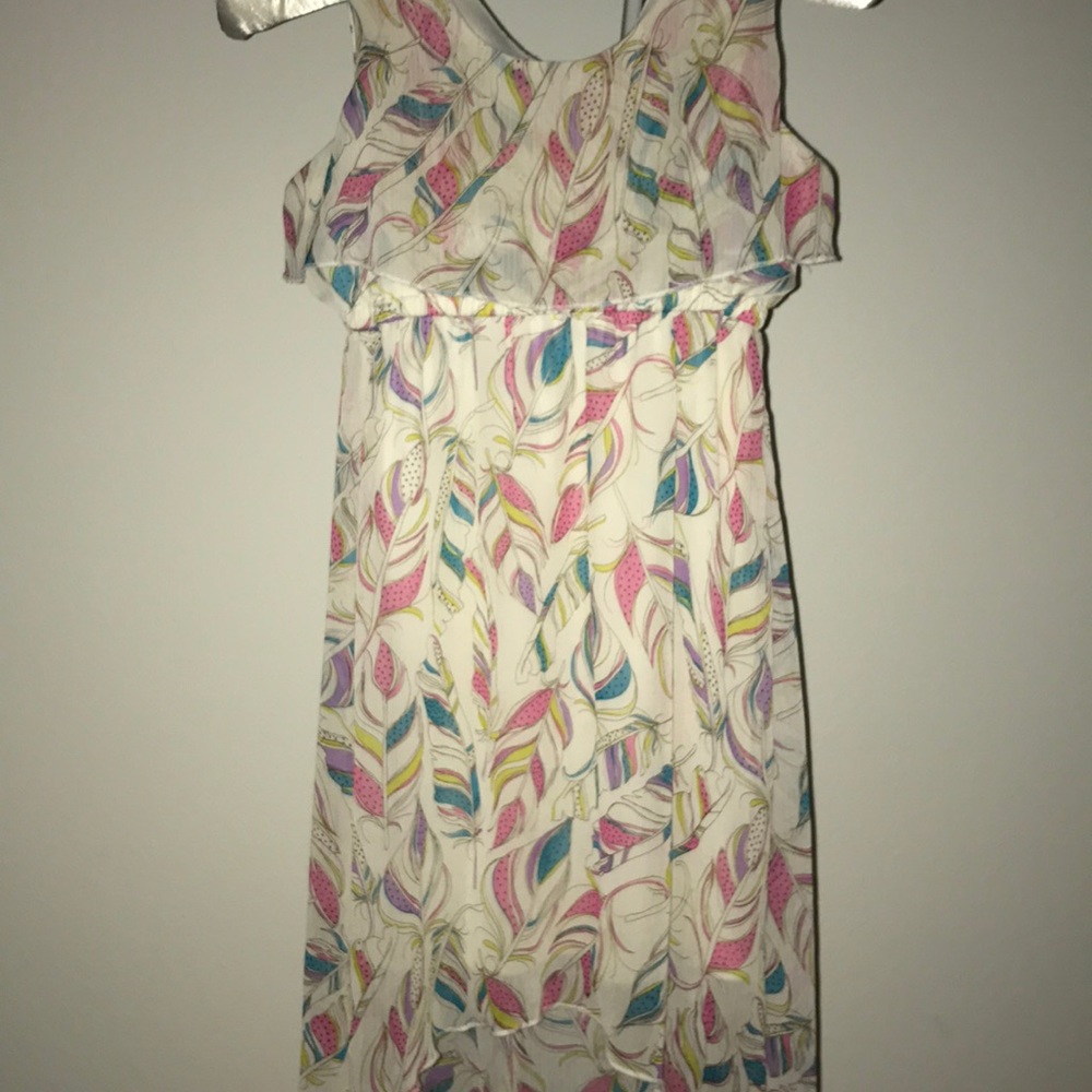 Long feather patterned dress